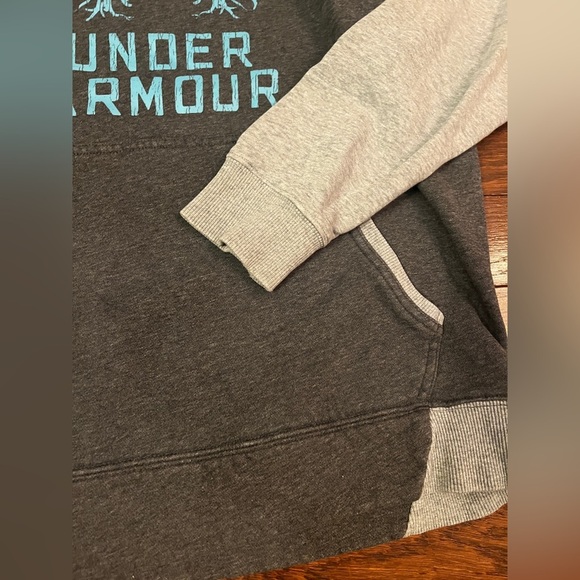 Under Armour Women’s Gray & Blue Hoodie Size Medium - Picture 5 of 7
